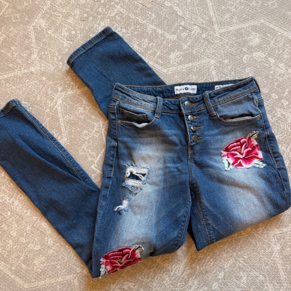Black Daisy Jamie Relaxed Jeans embroidered Women Blue Floral Distressed Rose‎